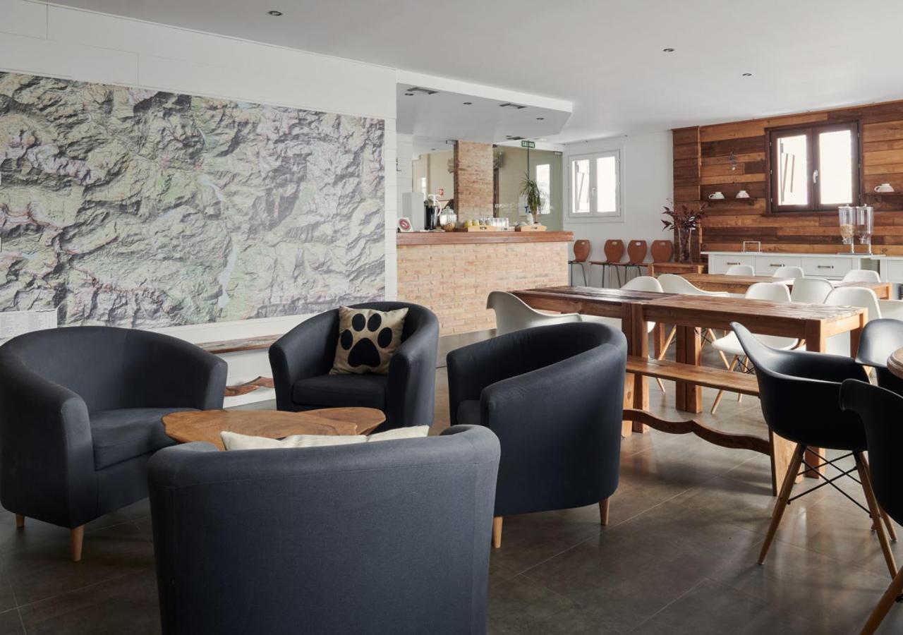Apartahotel Tres Quinones Sallent de Gállego Zewnętrze zdjęcie