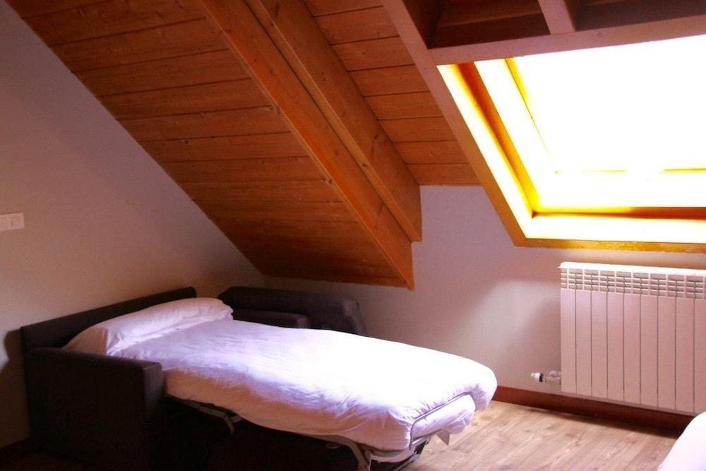 Apartahotel Tres Quinones Sallent de Gállego Zewnętrze zdjęcie