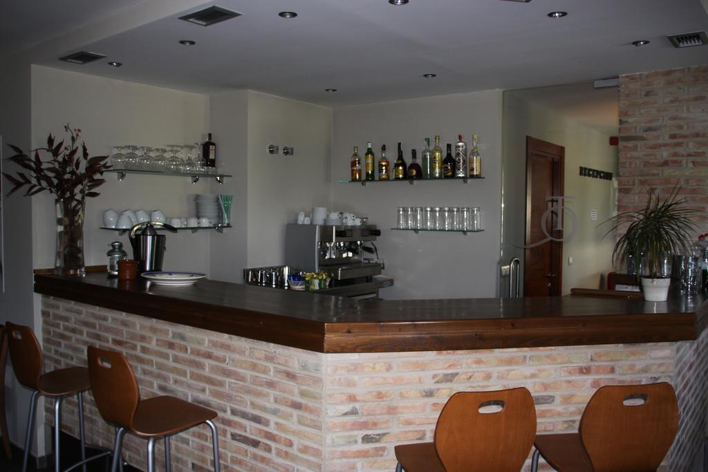 Apartahotel Tres Quinones Sallent de Gállego Zewnętrze zdjęcie