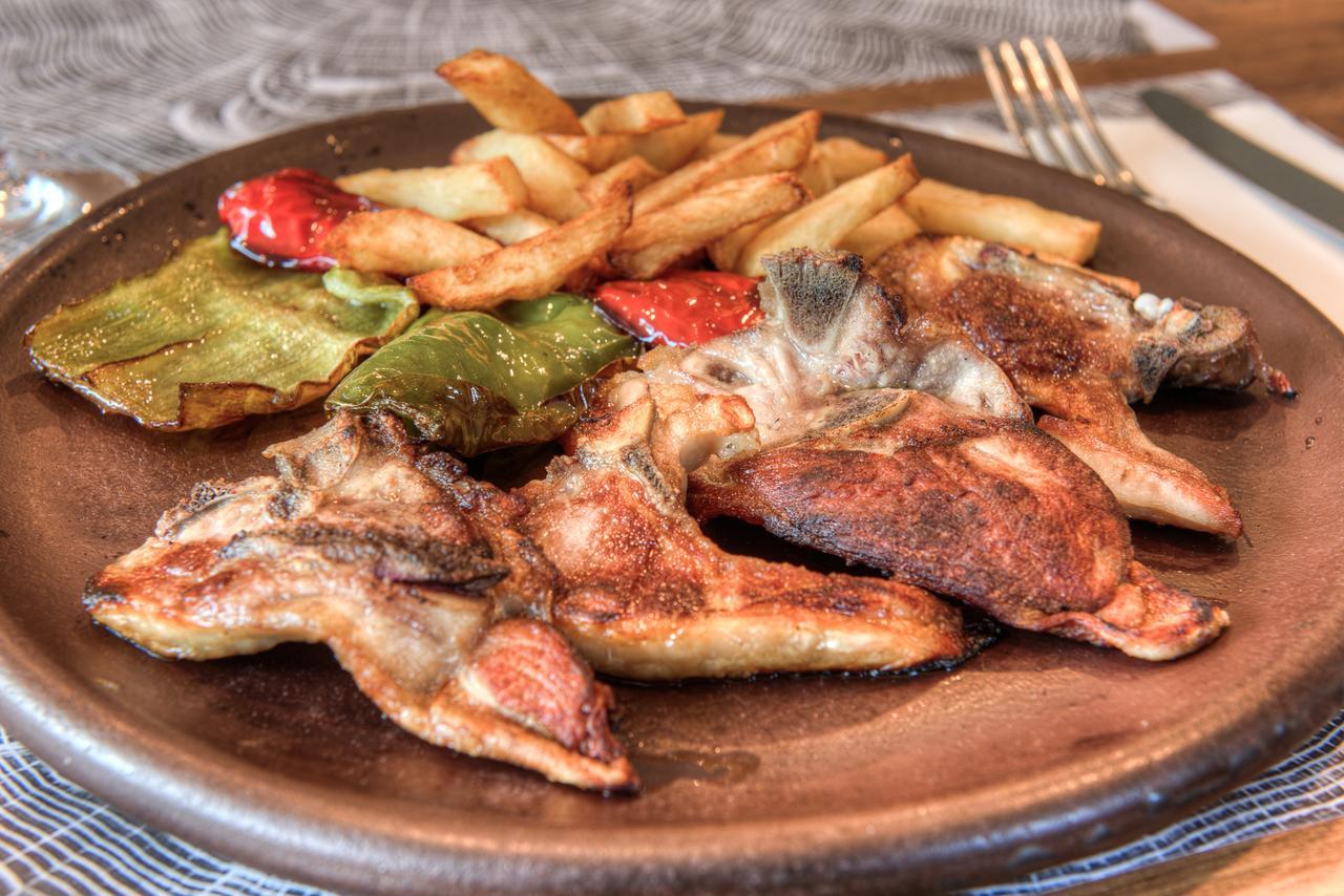 Apartahotel Tres Quinones Sallent de Gállego Zewnętrze zdjęcie