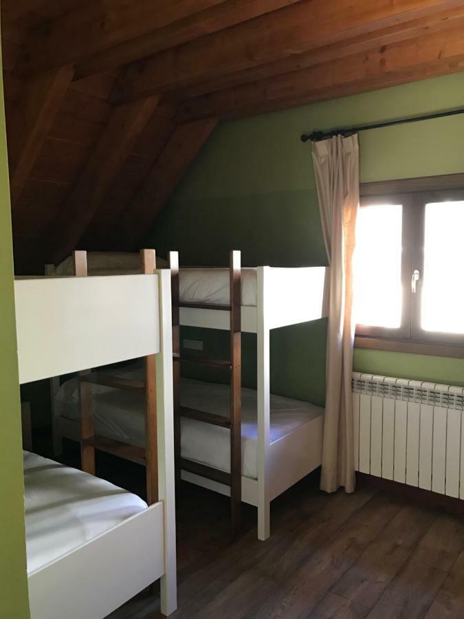 Apartahotel Tres Quinones Sallent de Gállego Zewnętrze zdjęcie
